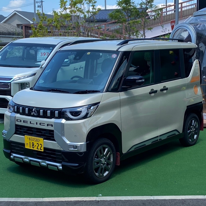 デリカミニ 4WD Tプレミアム